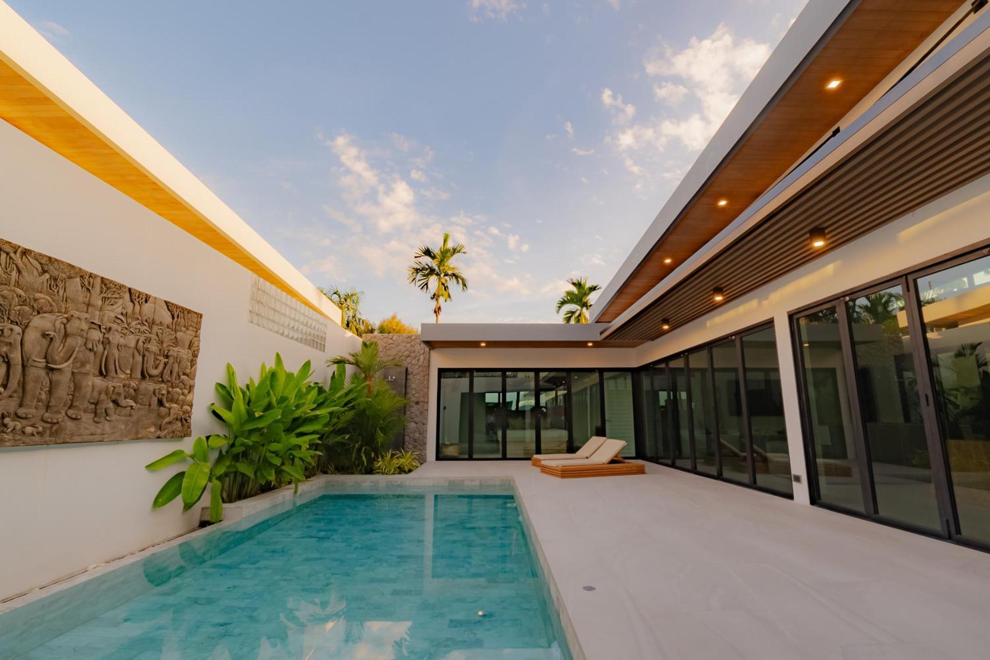 Fully Renovated Pool 4br Bangtao And Layan In Cheong Thalea, * Phuket