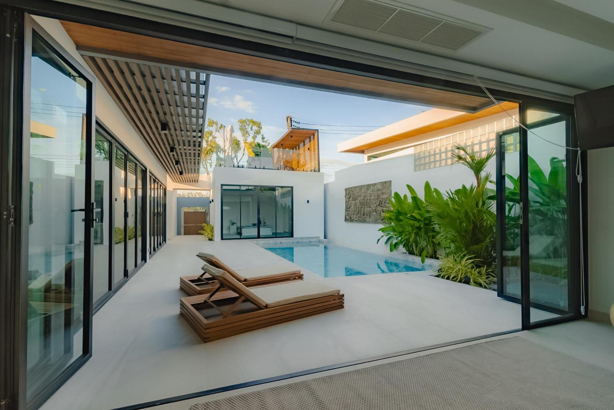 Villa Fully Renovated Pool 4br Bangtao And Layan In Cheong Thalea,