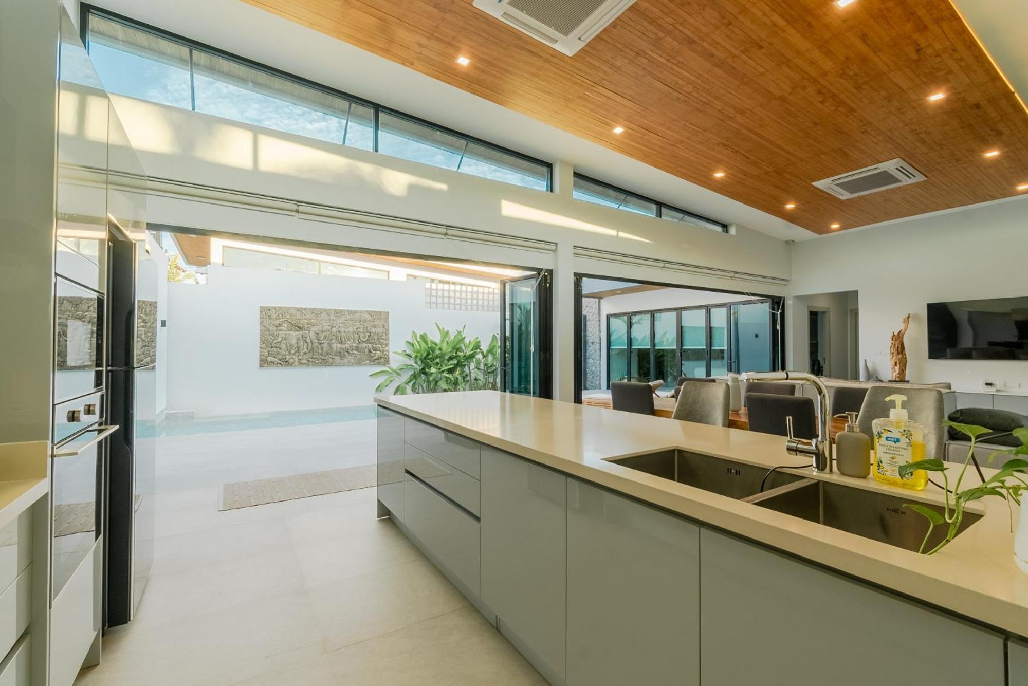 Villa Fully Renovated Pool 4br Bangtao And Layan In Cheong Thalea, *