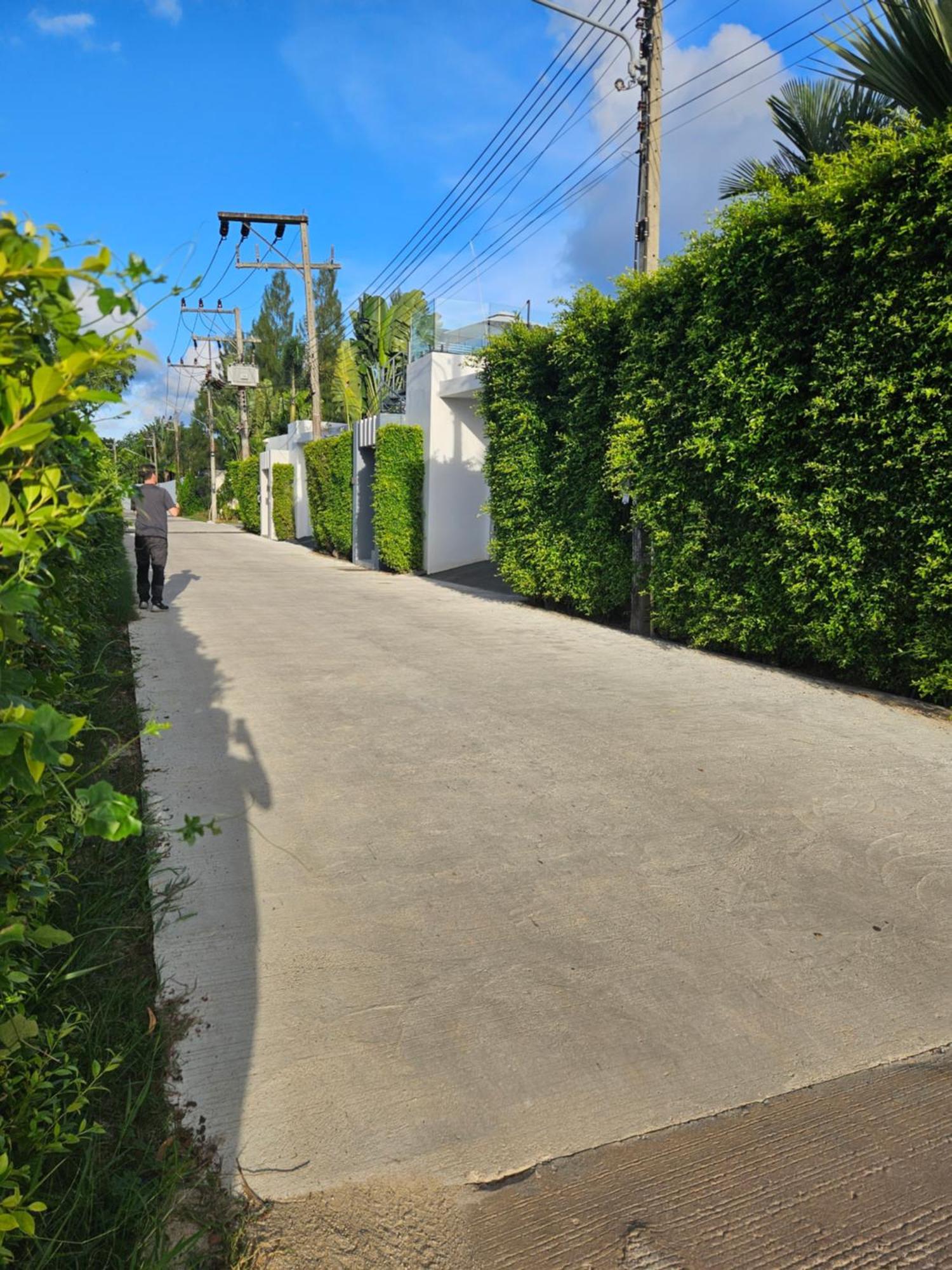 Villa Fully Renovated Pool 4br Bangtao And Layan In Cheong Thalea,