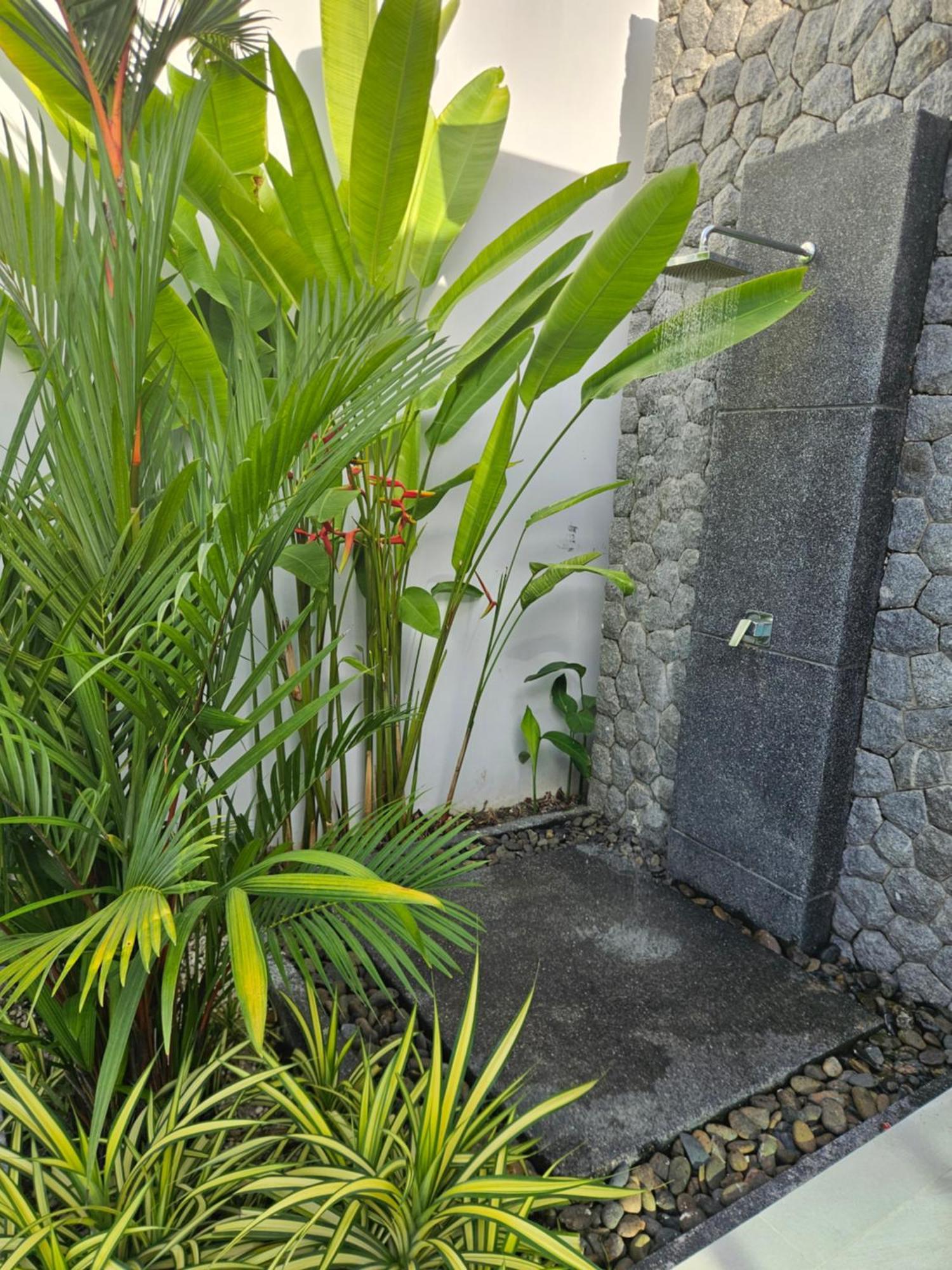 Fully Renovated Pool 4br Bangtao And Layan In Cheong Thalea, Villa Phuket